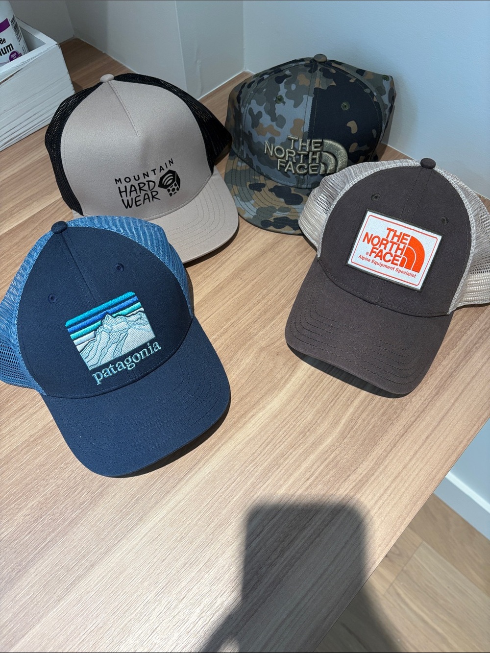 Lot of 4 - Lifestyle brand hats